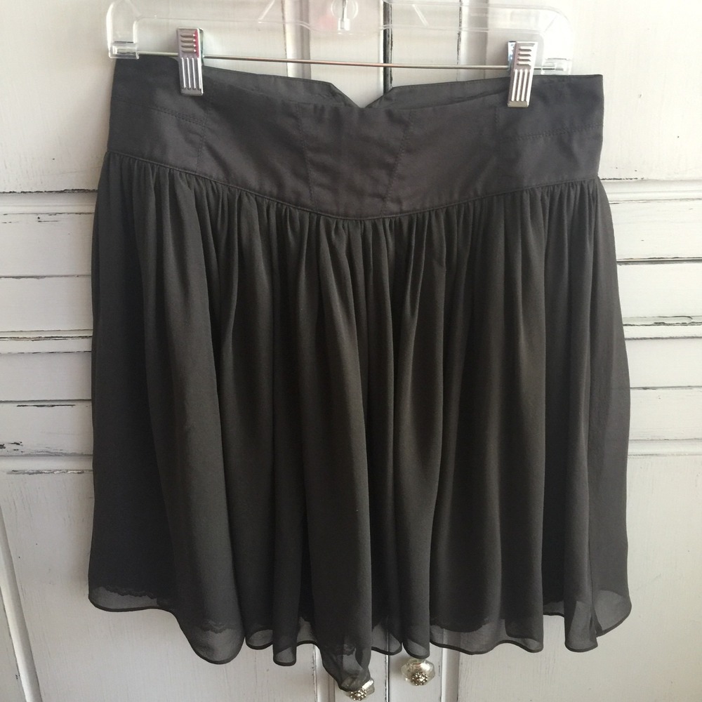 Anthropologie Odille Chloe Size 0 Gray Silk Flounce Skirt Charcoal Flowy Boho